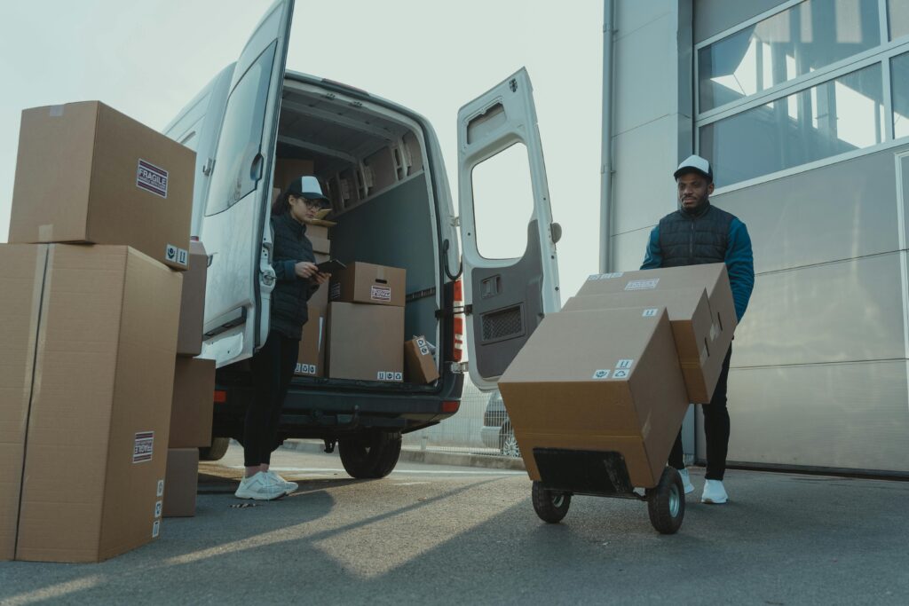 What Is an Independent Courier & How to Become One in 7 Days or Less