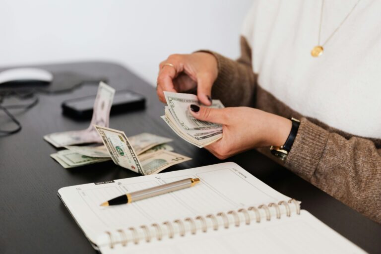 How to Make $1,000 a Month Passively&mdash;No Effort!