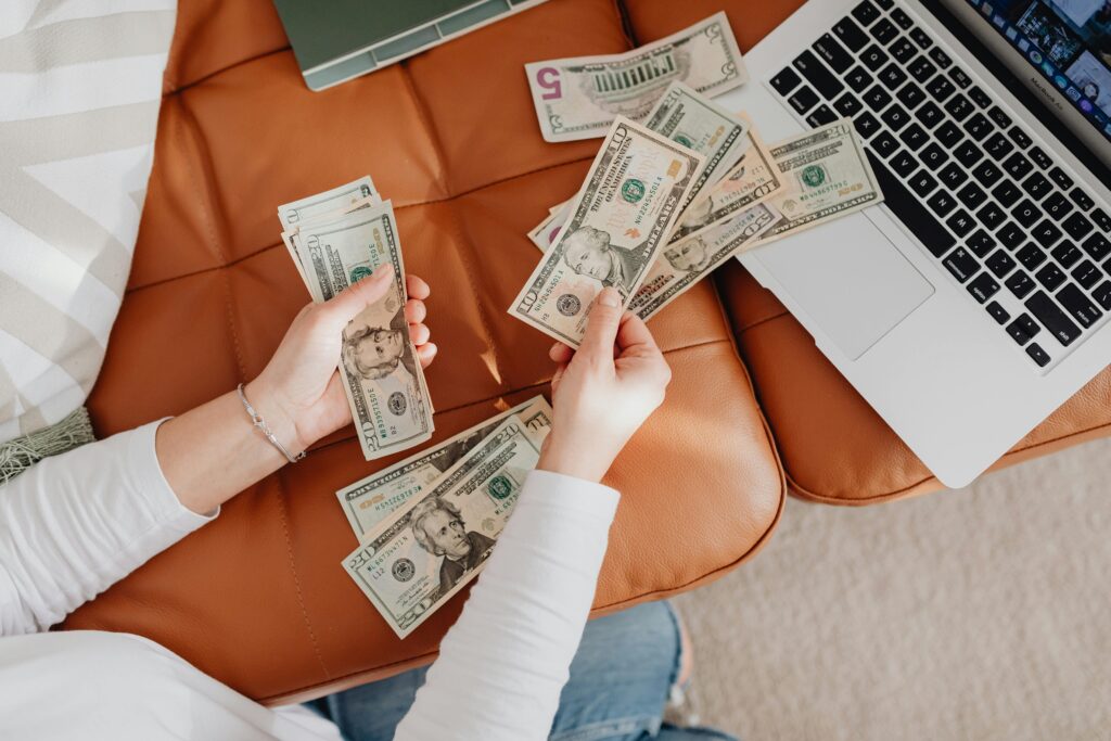 How to Start Passive Income: Tips for Newbies!