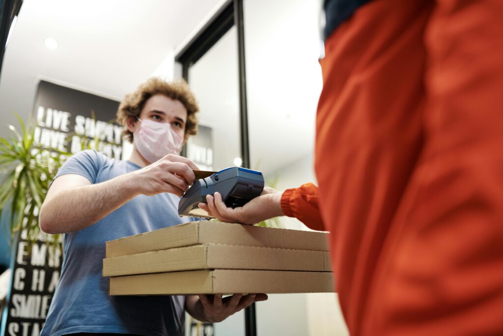 Simple Steps to Start a Small Courier Business Now!
