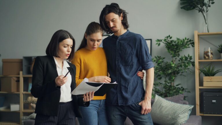 Here&rsquo;s What Working in Real Estate Really Looks Like!