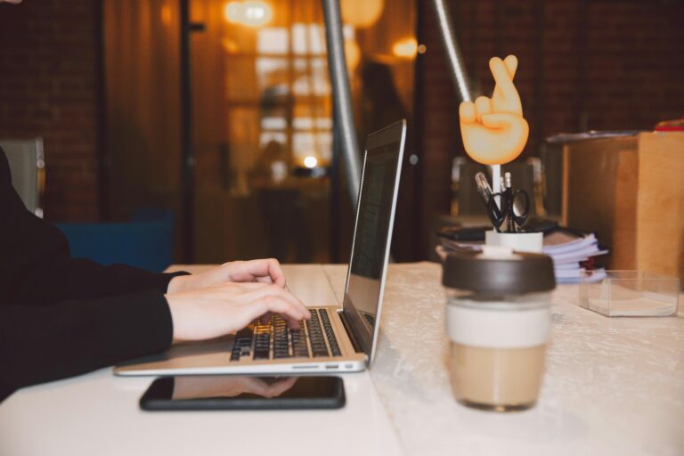 Step-by-Step Guide: How to Hire a Virtual Assistant