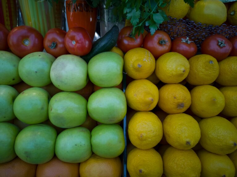 Reducing Chemical Use in Gardening with AI Insights